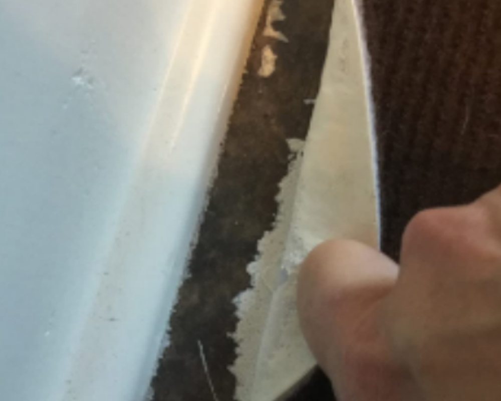 전통적인 의자 쿠션 뒤로