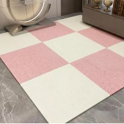 재사용 가능한 TPU 자가 접착 매트 – 애완동물 구역 및 운동 공간에 적합